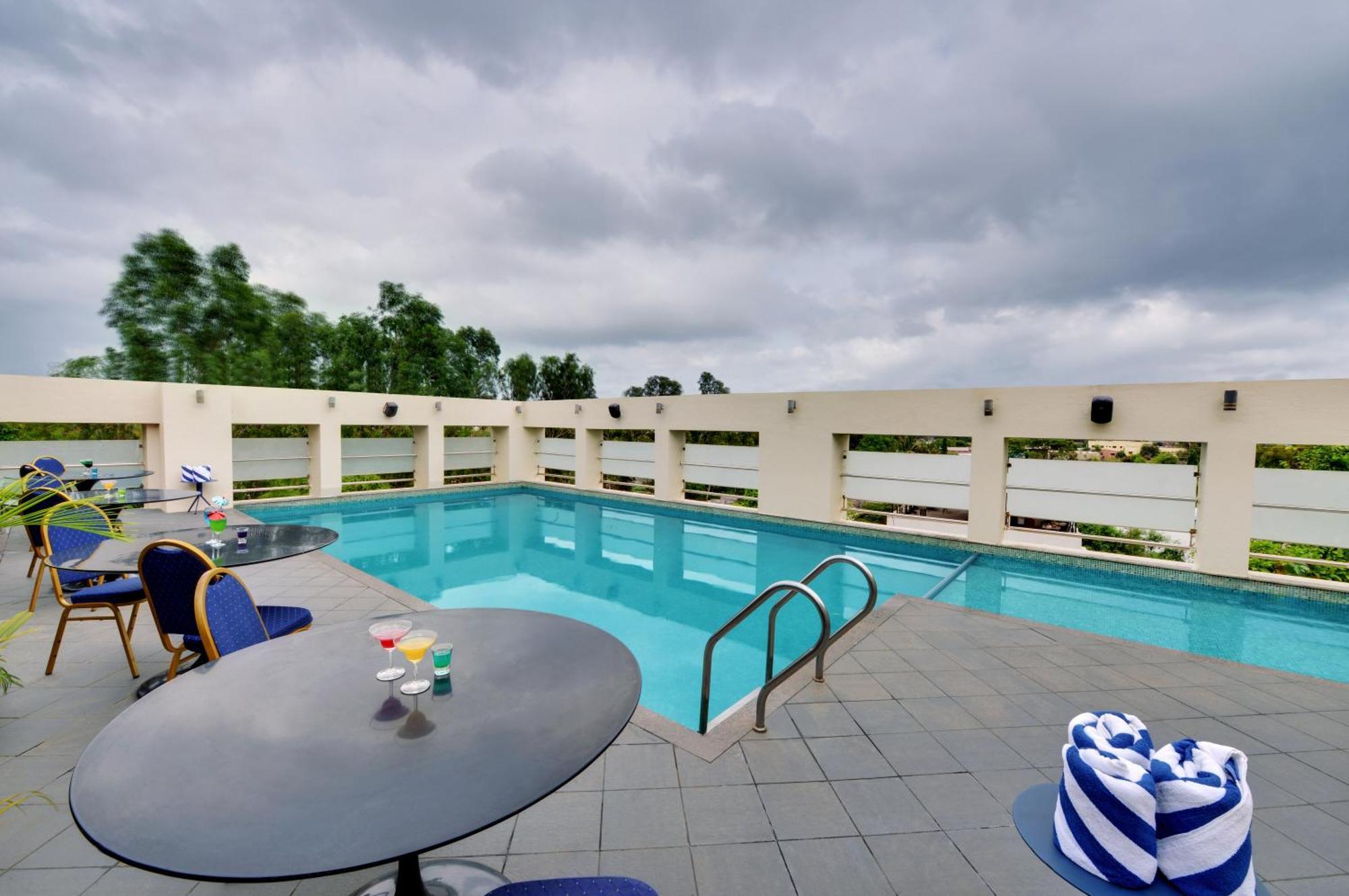 The Fern Residency, Vadgaon - Talegaon, Pune Extérieur photo