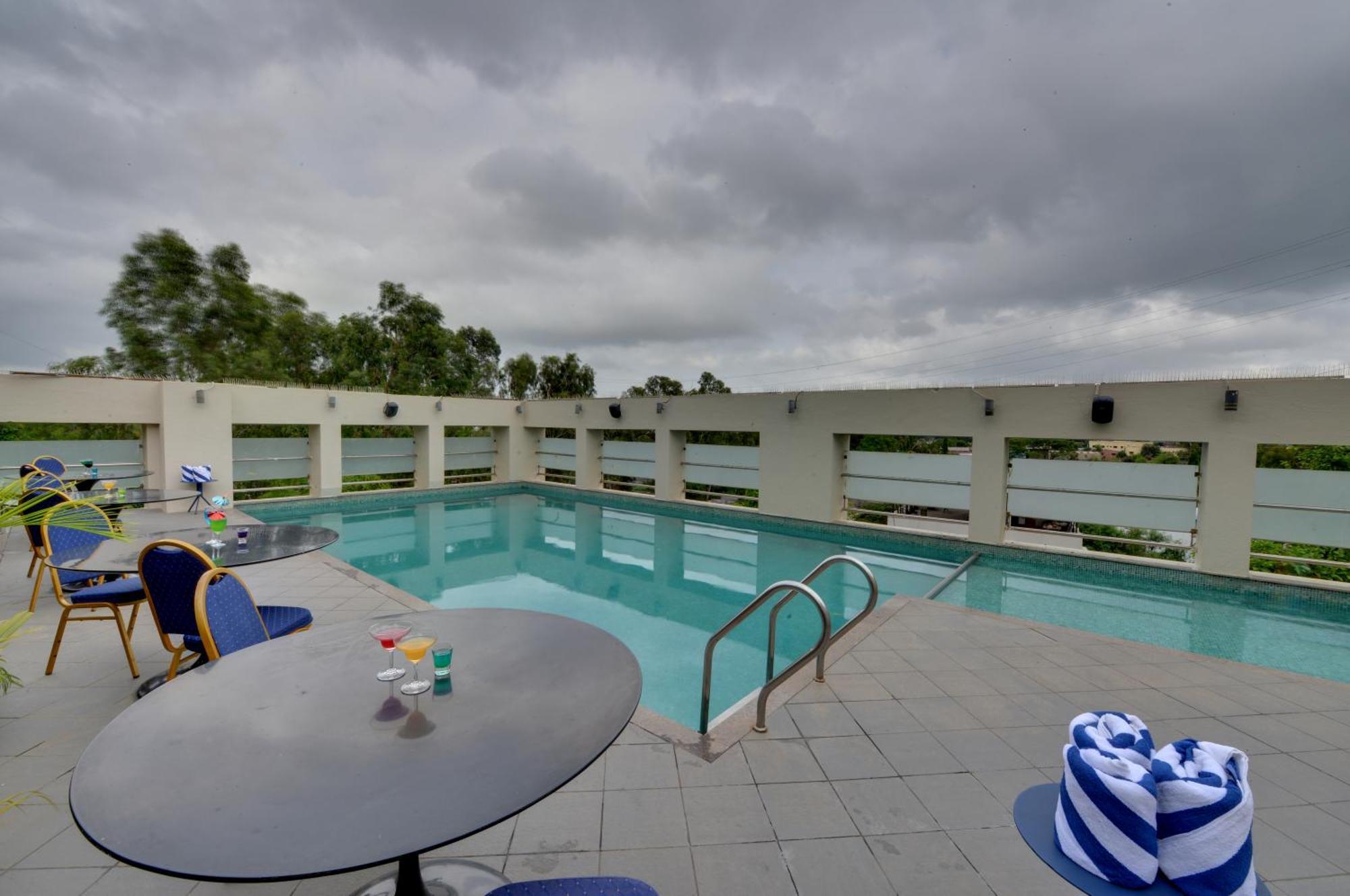 The Fern Residency, Vadgaon - Talegaon, Pune Extérieur photo