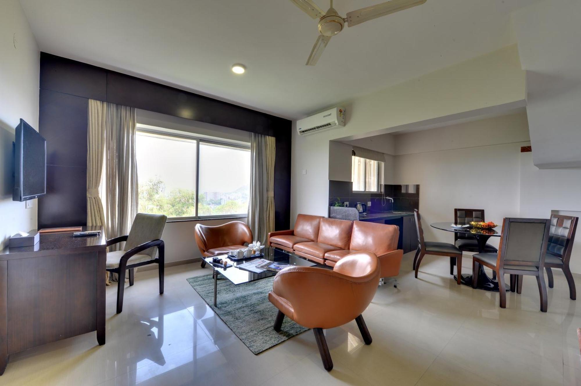 The Fern Residency, Vadgaon - Talegaon, Pune Extérieur photo