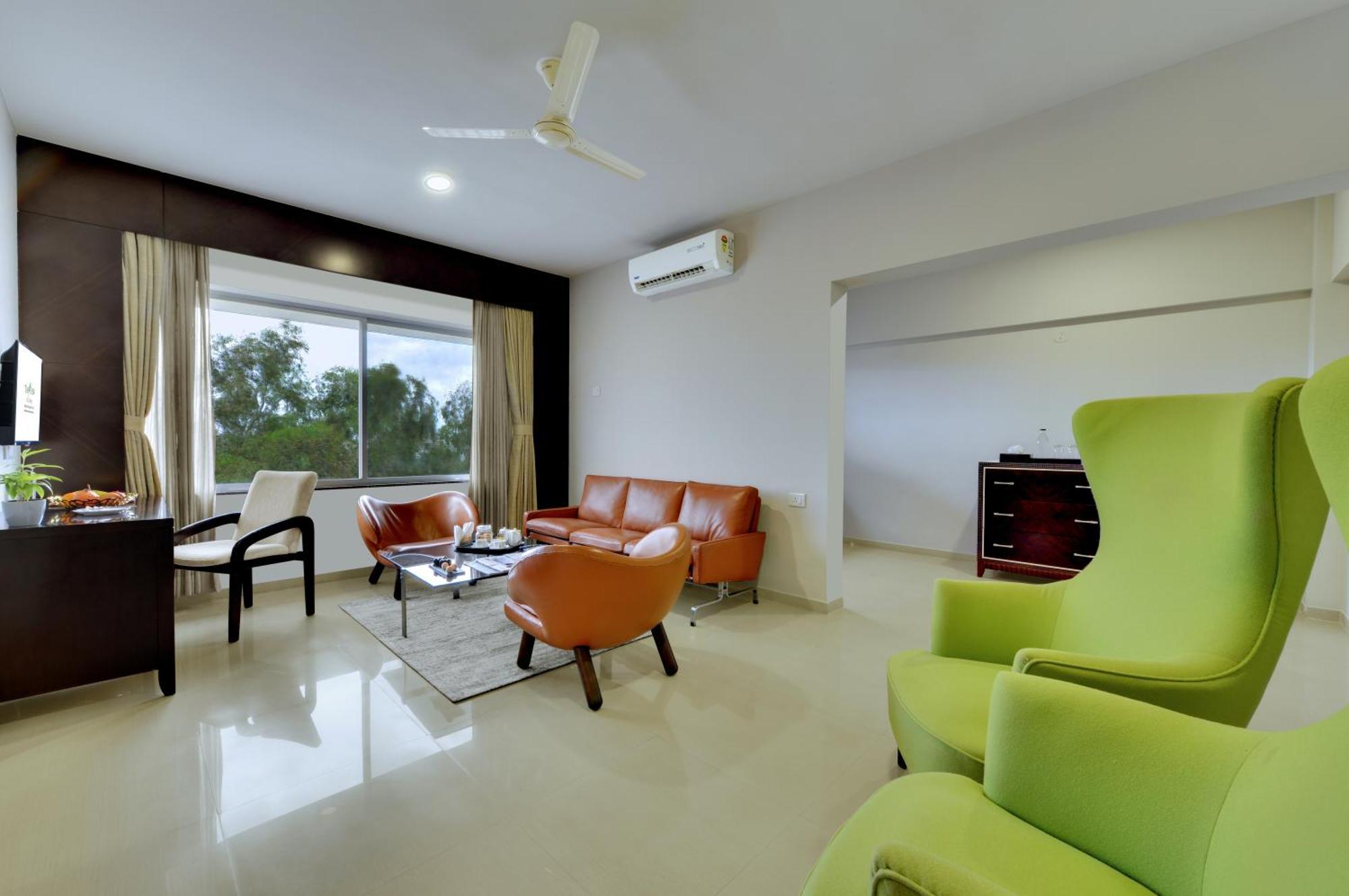 The Fern Residency, Vadgaon - Talegaon, Pune Extérieur photo