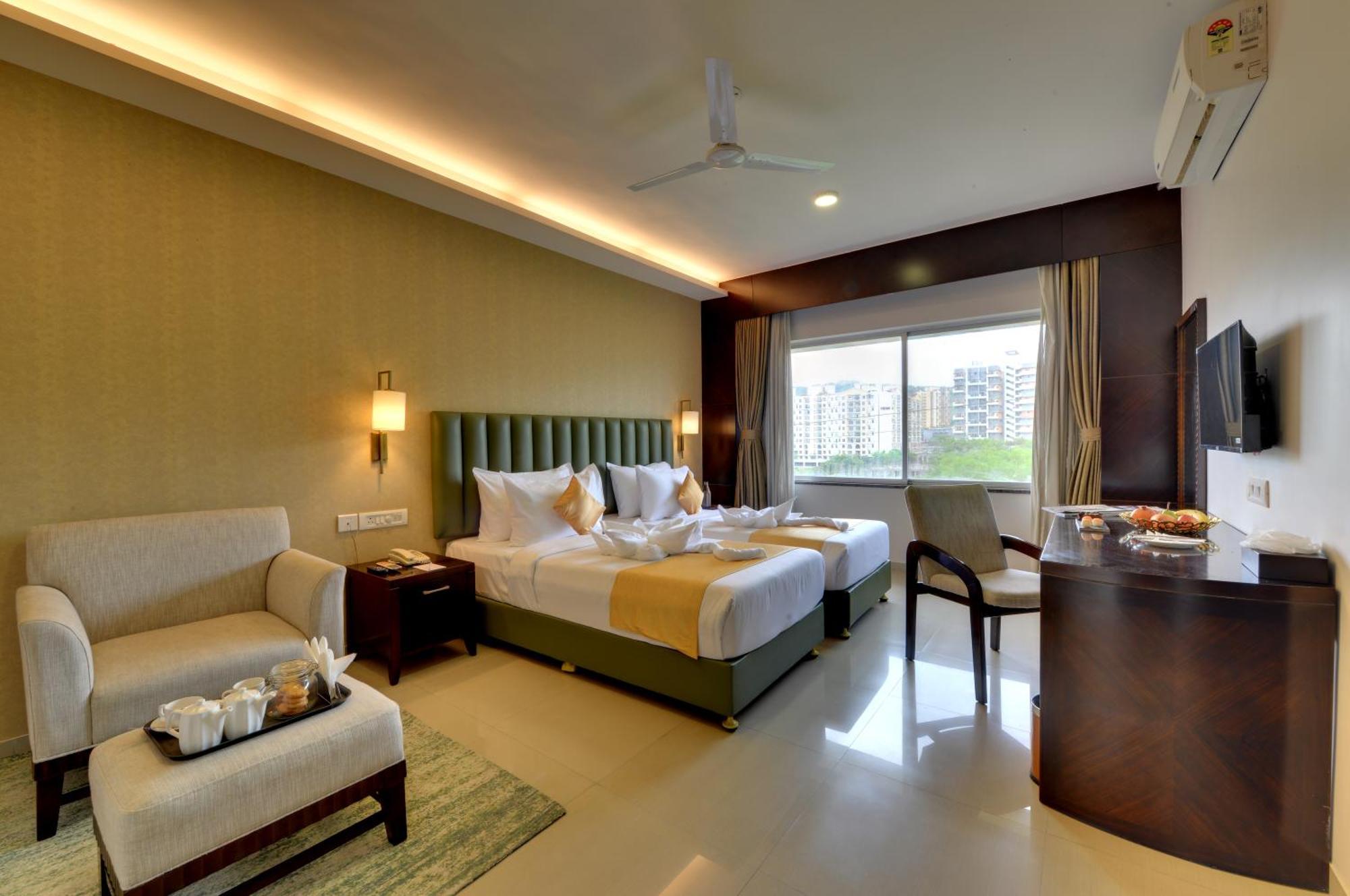 The Fern Residency, Vadgaon - Talegaon, Pune Extérieur photo